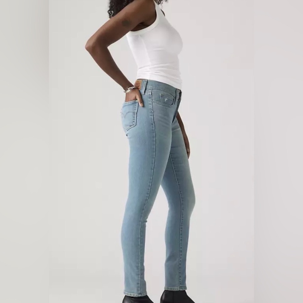 Levi’s 311 Shaping Skinny Light Blue Women's Straight Jeans